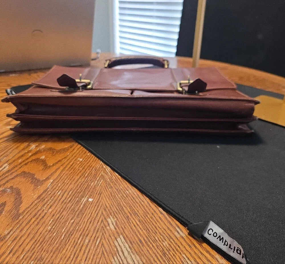 Stylish Brown Leather Men's Briefcase with Dual Buckle Closure